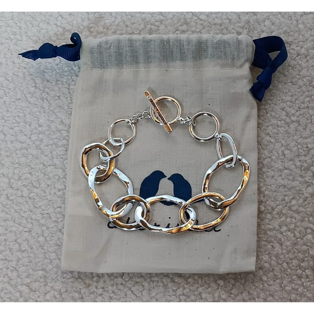 Chloe + Isabel Silver-Tone Hammered Oval Chain Link Toggle Bracelet w Dustbag